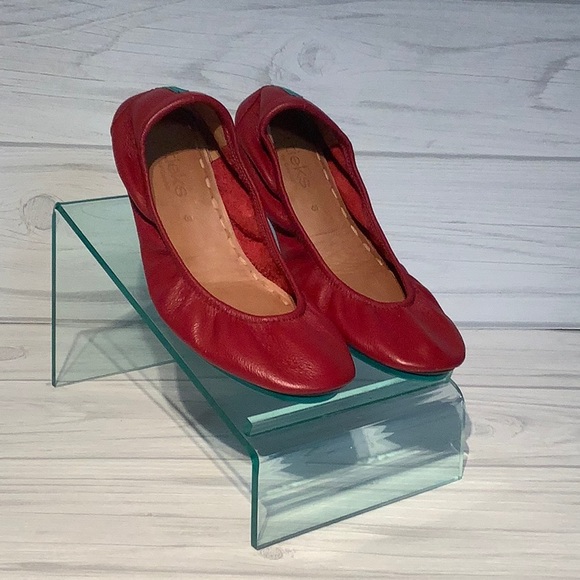 Red Tieks - Picture 2 of 11